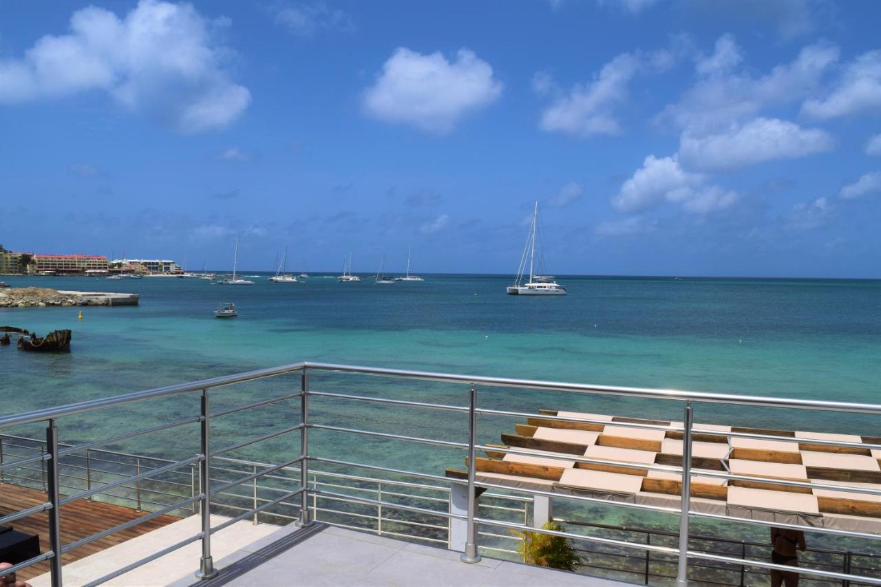 Tradewinds Apartments Simpson Bay Exterior photo